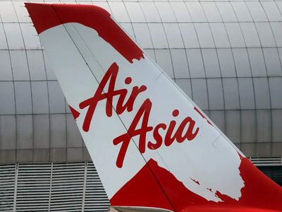 AirAsia X to keep lowering fares as jet fuel prices fall