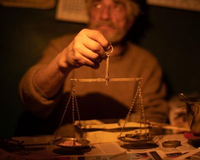 The Fabulous Gold Harvesting Machine review – scavenger’s story reveals a rich seam to mine