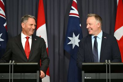 Australia and Canada sign a $1.75 billion deal to build long-range radar in Canada