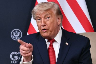 Trump sends new threat to Iran if country attempts to close Strait of Hormuz