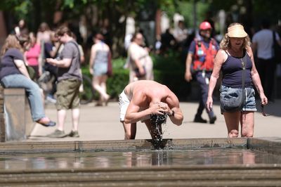 London heatwave LIVE: 40C red alert as capital to sizzle in hottest-ever June days this week