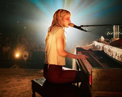 Hayley Williams review – punk and R&B expertly intertwine on first solo tour for Paramore star