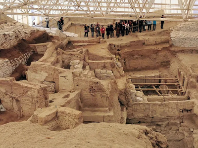 Daughters stayed home, sons left: That was the rule in a 9,000-year-old Turkish village, says a 2025 Science paper that sequenced 131 ancient skeletons