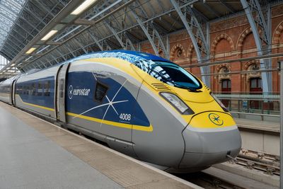 Eurostar trains cancelled between London and Paris amid UK and France heatwaves