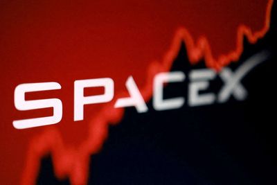 US stocks: SpaceX launches debt sale to raise capital, reports $100.8 billion in cash