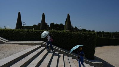 Three dead in France as record-breaking heatwave grips country