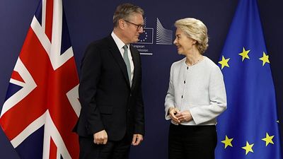 EU 're-assessing' summit with UK after Keir Starmer lays out exit plan
