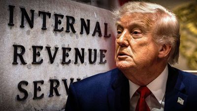 35 Retired Federal Judges Slam Trump's 'Laughable' Defense of His 'Obviously Collusive' IRS Settlement