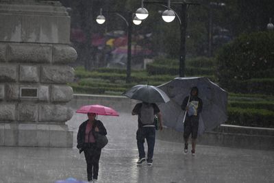 Tropical Waves 8 and 9 Bring Intense Rainfall and Flooding Alerts to Southern Mexico