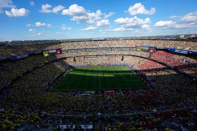 Seating bowl briefly cleared, possible flooding forecast ahead of Norway-Senegal World Cup match