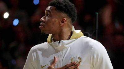 Giannis Antetokounmpo Posts Cryptic Message Amid Intensifying Celtics, Heat Trade Rumors
