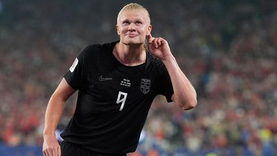 Haaland scores twice as Norway outwit Senegal to reach last 32 at World Cup