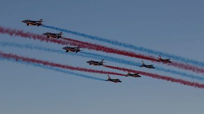 Watch: French jets salute US anniversary with Washington flyover