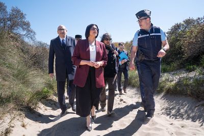 Shabana Mahmood’s cuts to refugee protection in UK to face legal challenge