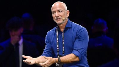 That viral Jeff Bezos quote about AI and water isn't real — here's what actually happened