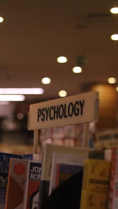 What the psychology says about the 3 everyday habits that make people take you for granted and slowly turn respect into expectation