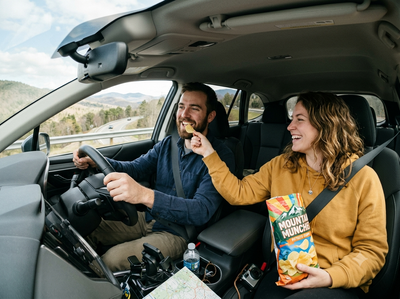 Psychology says people who like to munch while going on trips aren't just hungry: What this travel eating habit may reveal?