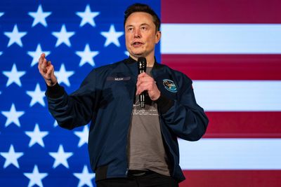 SpaceX's drop off sees Elon Musk's net worth fall $240 billion—roughly the same value as computing giant IBM