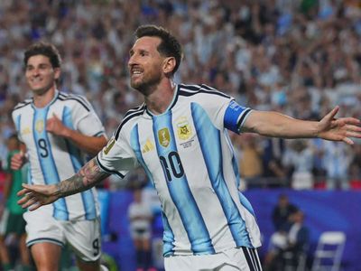 "In a category of his own": Ibrahimovic hails Messi after Argentina icon breaks FIFA WC goals record