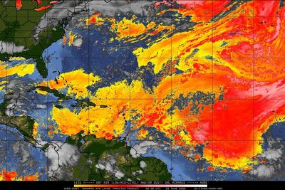 Massive Saharan dust cloud to sweep across US in days and bring polluted air