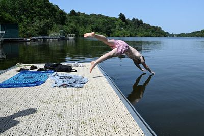Bulletin world briefing: At least 40 people drown in France as Europe swelters in heatwave
