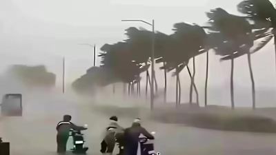 Weather Tomorrow June 24: IMD warns of heavy rain in Bihar, Odisha, West Bengal, Maharashtra, Telangana and Karnataka; thunderstorms likely in Delhi, Punjab and Rajasthan