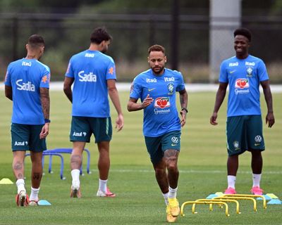 Steve Clarke warns Scotland of threat posed by returning Brazil ‘icon’ Neymar