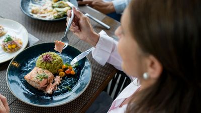 If I wanted to improve my sleep during menopause, I’d eat these eight magnesium-rich foods on repeat