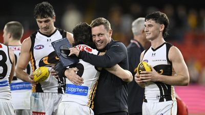 Hawthorn coach shuts down Tasmania, Carlton speculation