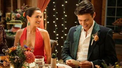Is Voicemails For Isabelle A True Story? Writer Reveals Real Events Behind Netflix Rom-Com