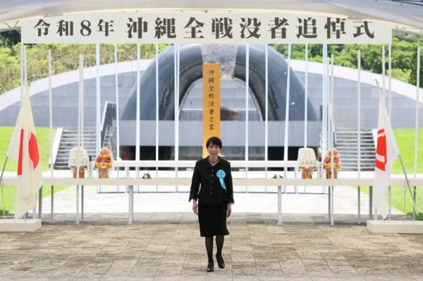 Japan PM heckled at World War II memorial