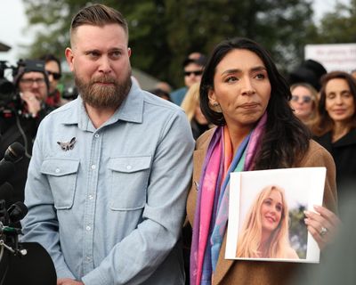Western Australian police to review response to Virginia Giuffre domestic violence dispute
