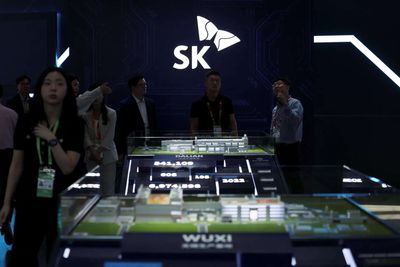 South Korea's SK Hynix says to raise $29 billion in ADR listing