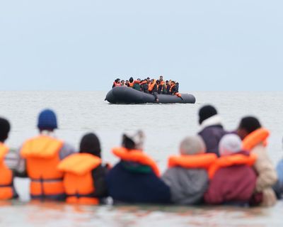 ‘One in, one out’ deal on Channel crossings to end in October, French reports say