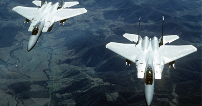 US Fighter Pilot Claims 'Alien' Drones in 'Jellyfish Formation' Swarmed Jet Before Iran Crash