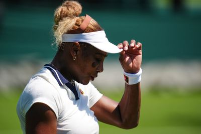 All Wimbledon qualifying matches suspended as London swelters in heatwave