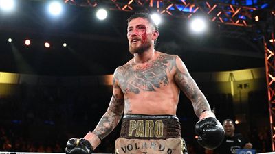 'Bite down and fight': bloodied Paro a champion again