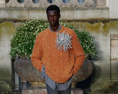 Dior mashes up laid-back ‘indie sleaze’ with elegant luxury