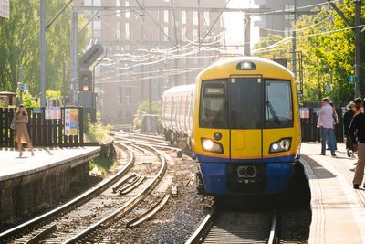 Why do trains get cancelled in a heatwave?