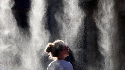 France bakes under heatwave as warnings extend into July
