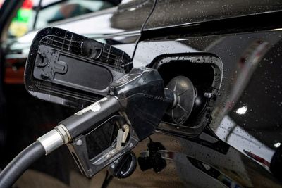Trump says he’s ordered investigation into oil companies over alleged price gouging
