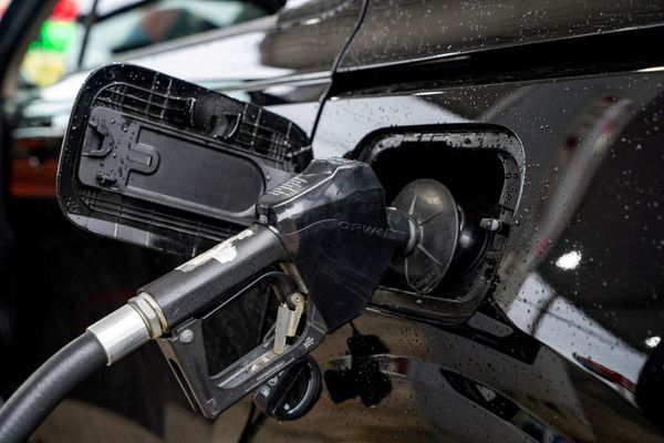 Trump says he’s ordered investigation into oil companies over alleged price gouging