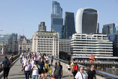 Heatstroke symptoms: Key signs to look out for amid red weather warning