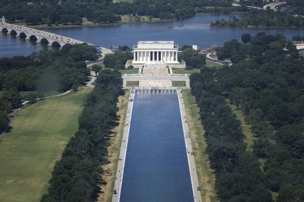 Trump under pressure to back up claim of sabotage at reflecting pool