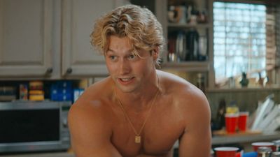 Stephen Kalyn Went Shirtless For A Phone Ad. Obviously Off Campus’ Cast And His Fiancée Had A+ Reactions
