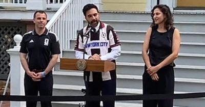 Mamdani namechecks 'inspirational' Scotland players in rousing speech