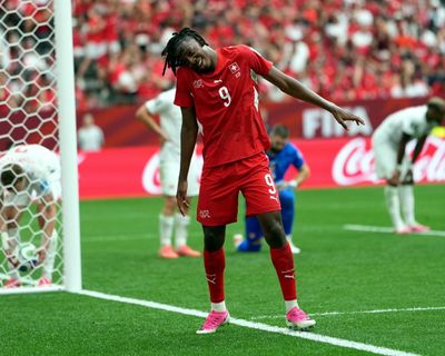 Canada lose home advantage for last 32 after Switzerland win to take top spot