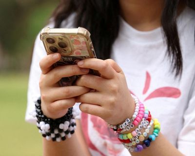 Four in five under-16s in Australia using social media despite ban, study shows