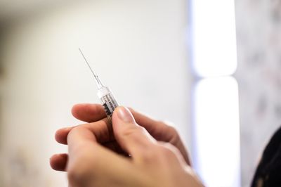 FDA Panel Backs Moderna's First mRNA Flu Shot — What It Could Mean for Your Fall Vaccine