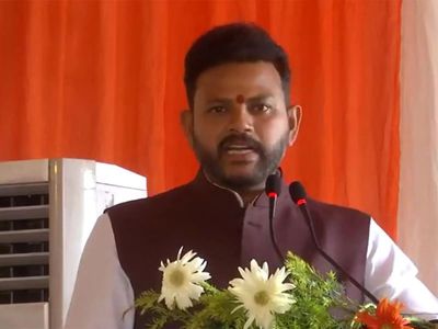 Civil Aviation Minister inaugurates first hub-and-spoke flight from Varanasi via Delhi